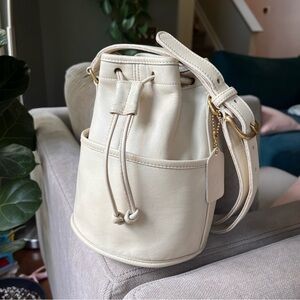 Vintage Coach small drawstring bucket bag Bone